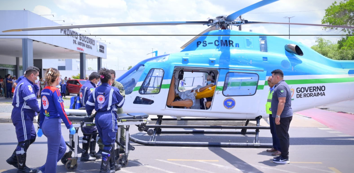 Jovem de 19 anos sofre acidente de moto em Caroebe e é transferido de helicóptero para Boa Vista