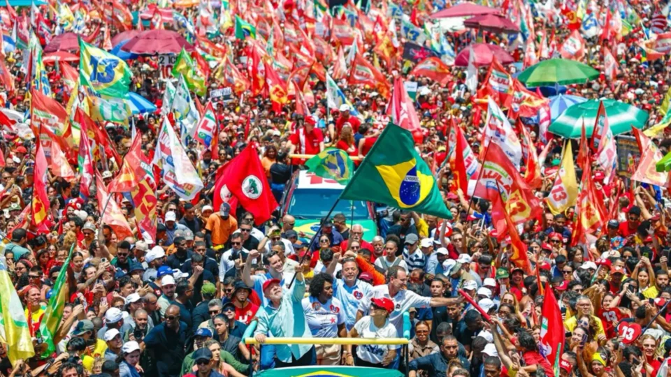 Carter Center e OEA reconhecem resultado das eleições e destacam integridade da apuração